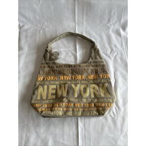 Hobo Bag New York All Over Print Tan Woven Tote Resort Travel Beach Everyday